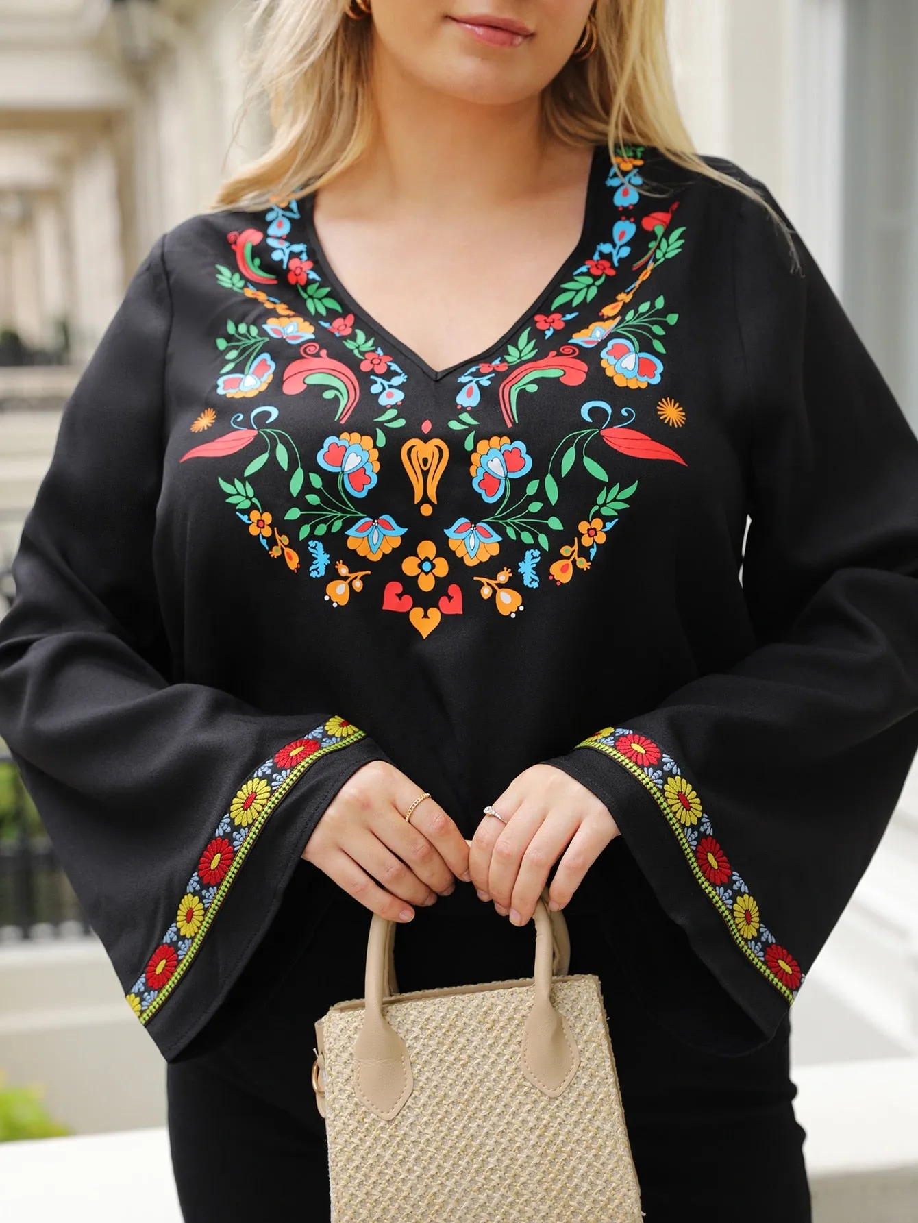 Casual Floral Long Sleeve V Neck Regular Plus Size Blouse