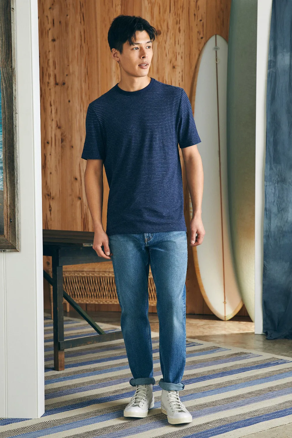 Faherty Short-Sleeve Vintage Chambray Tee in Navy Cove Stripe