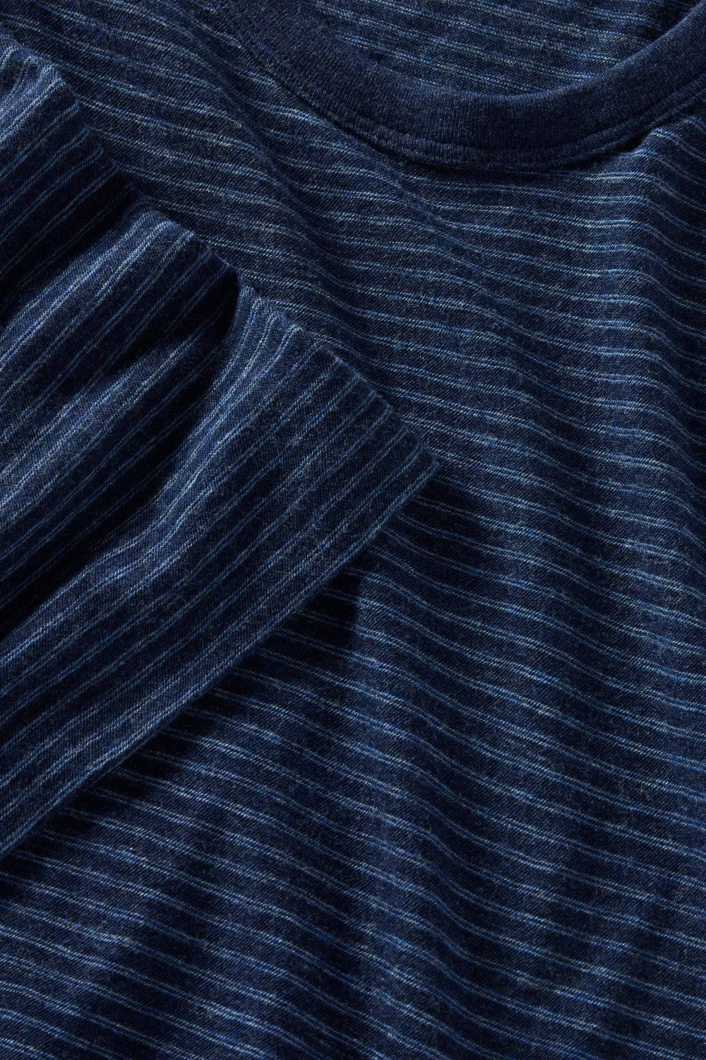 Faherty Short-Sleeve Vintage Chambray Tee in Navy Cove Stripe