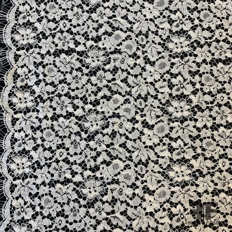 French Chantilly Lace Small Flower Motif - Off White