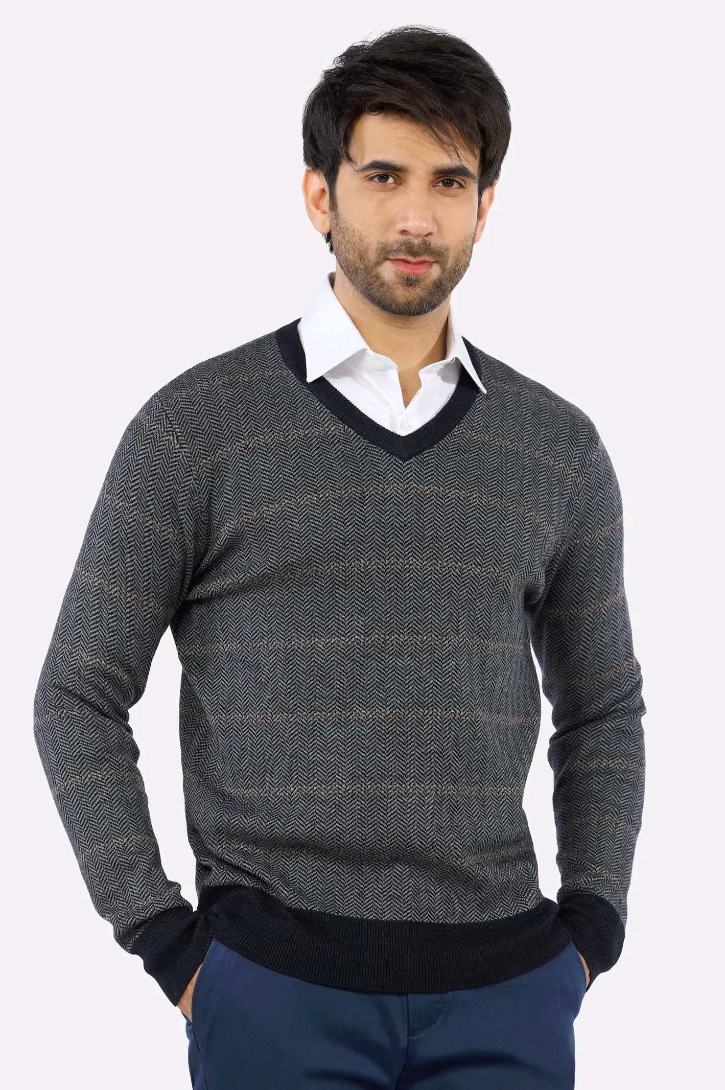 Light Grey V-Neck Gents Sweater