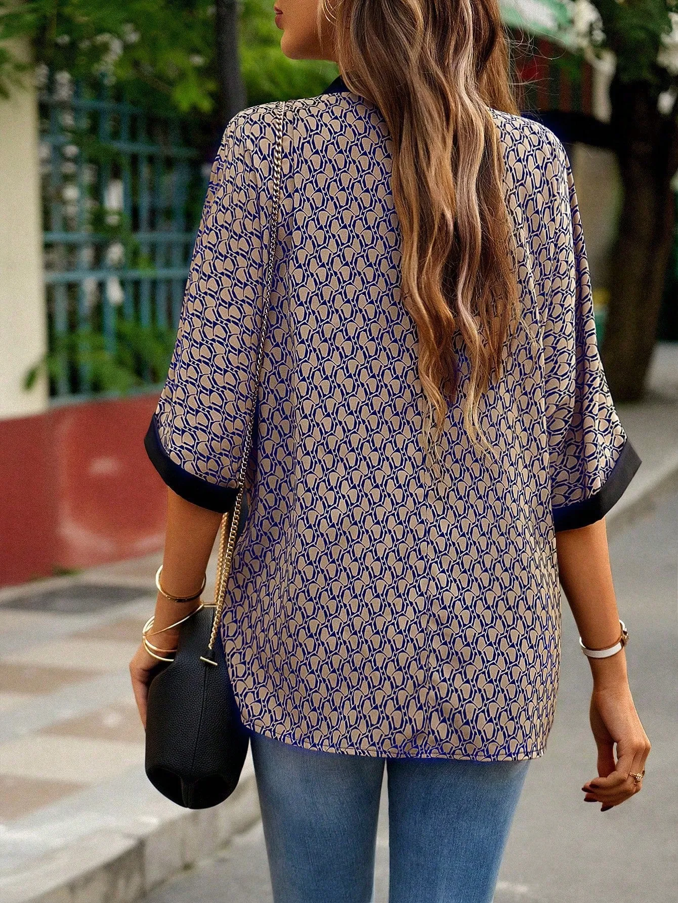 LUNE Allover Print Contrast Trim Batwing Sleeve Blouse