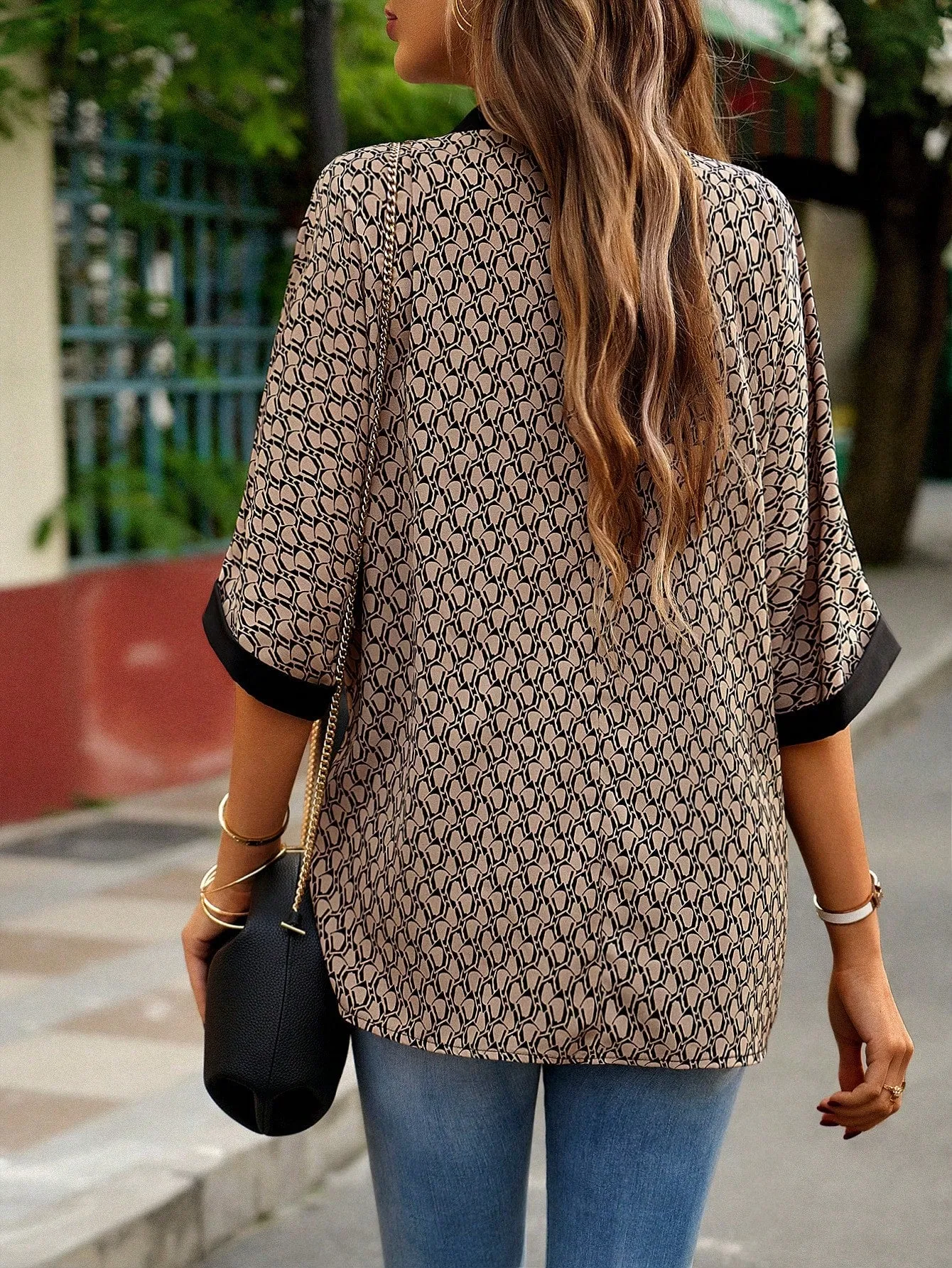LUNE Allover Print Contrast Trim Batwing Sleeve Blouse