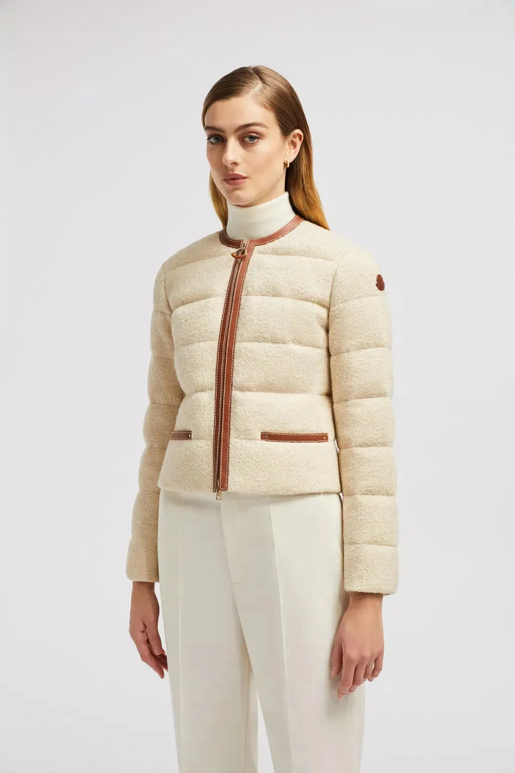 MONCLER SERINDE SHORT DOWN JACKET BEIGE
