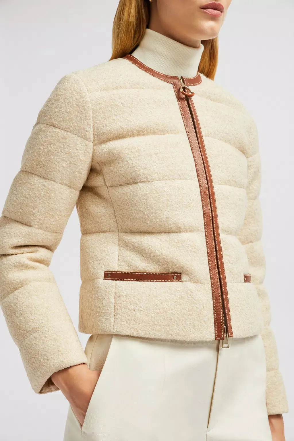 MONCLER SERINDE SHORT DOWN JACKET BEIGE