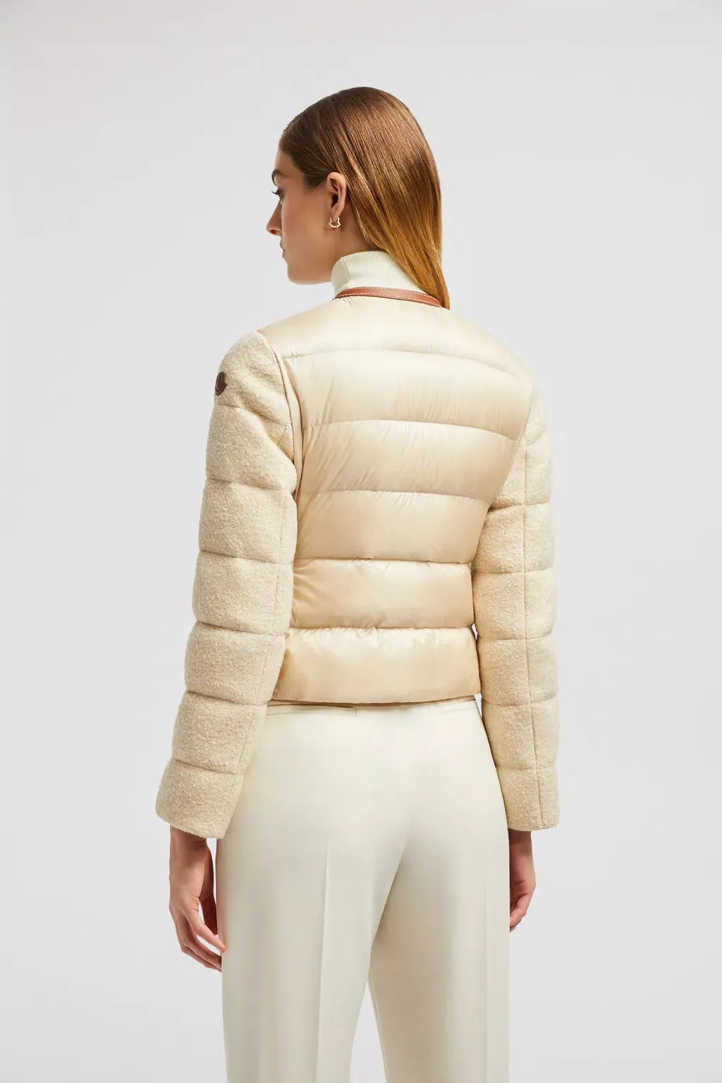 MONCLER SERINDE SHORT DOWN JACKET BEIGE