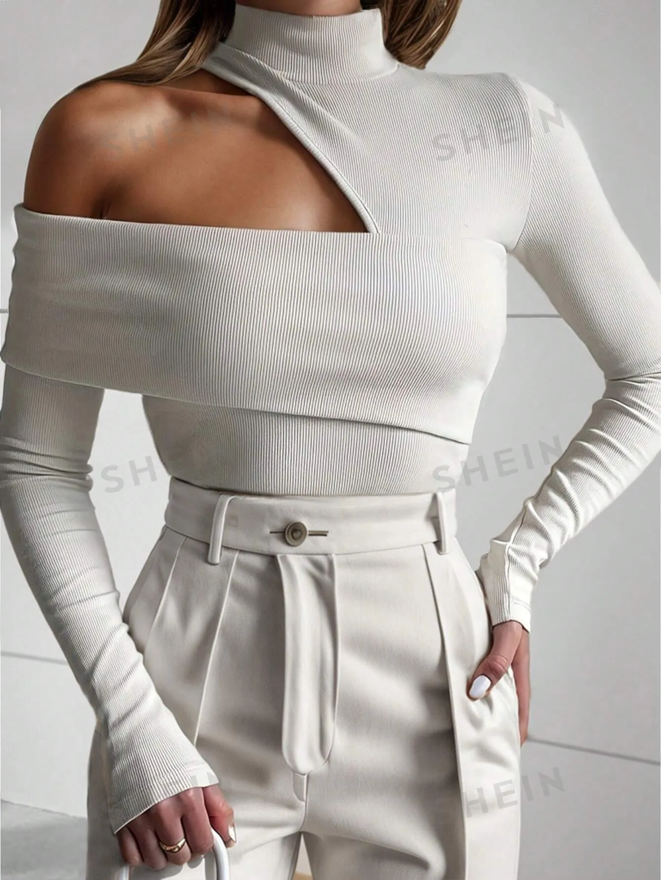 Privé Women's Solid Ribbed Knit Stand Collar Hollow Out Long Sleeve T-Shirt